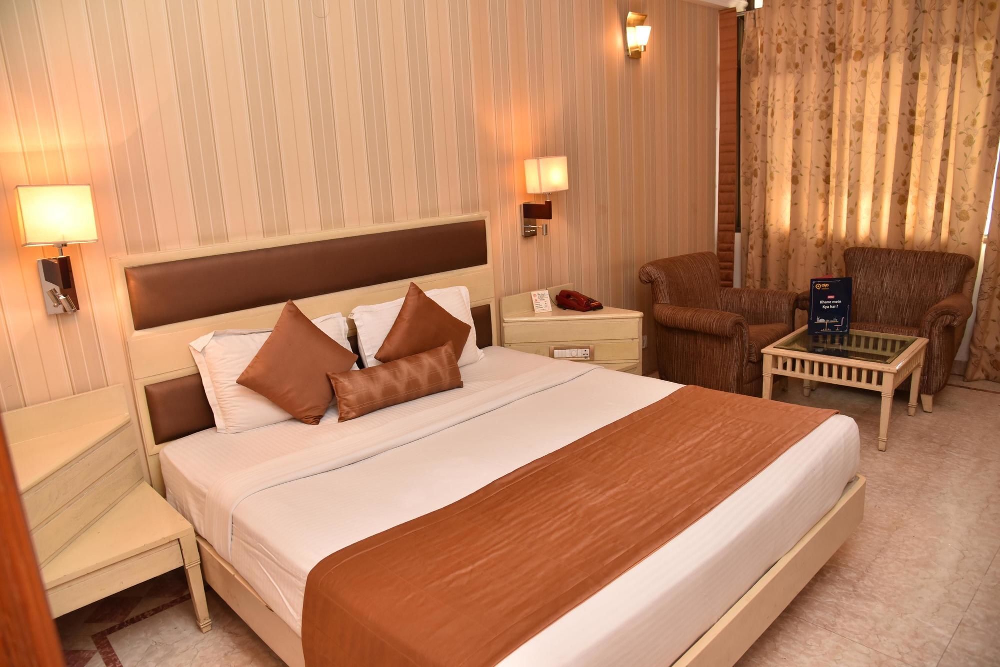 Hotel Oyo Premium Isbt Sector 43 Chandigarh